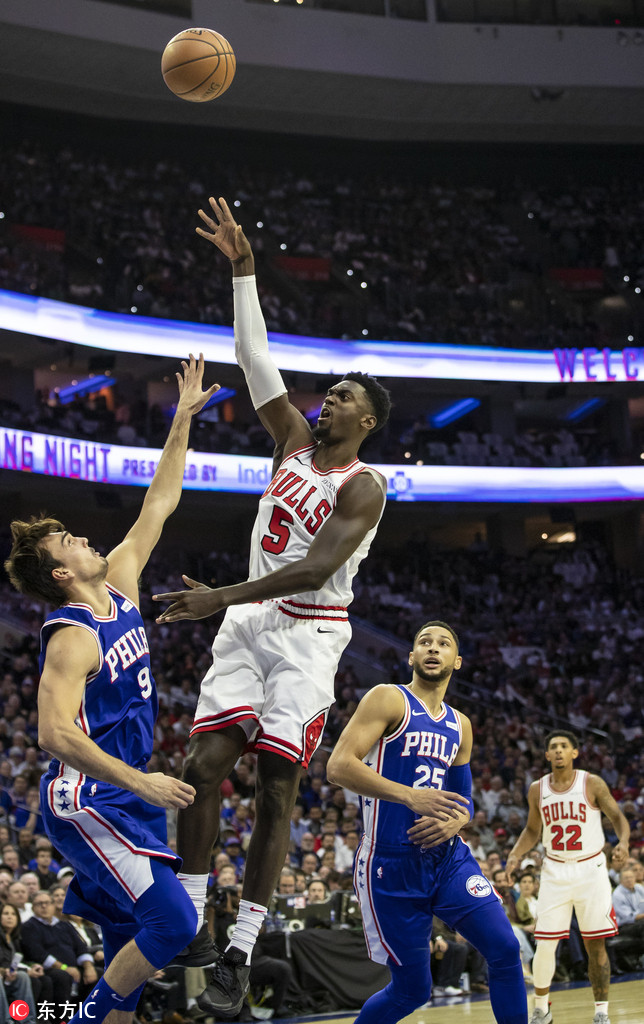 拉齐奥训练开放日,集结日门线救险引欢呼,CBA常规赛在即,医务组通报恢复 拉齐奥训练开放日,集结日门线救险引欢呼,CBA常规赛在即,医务组通报恢复