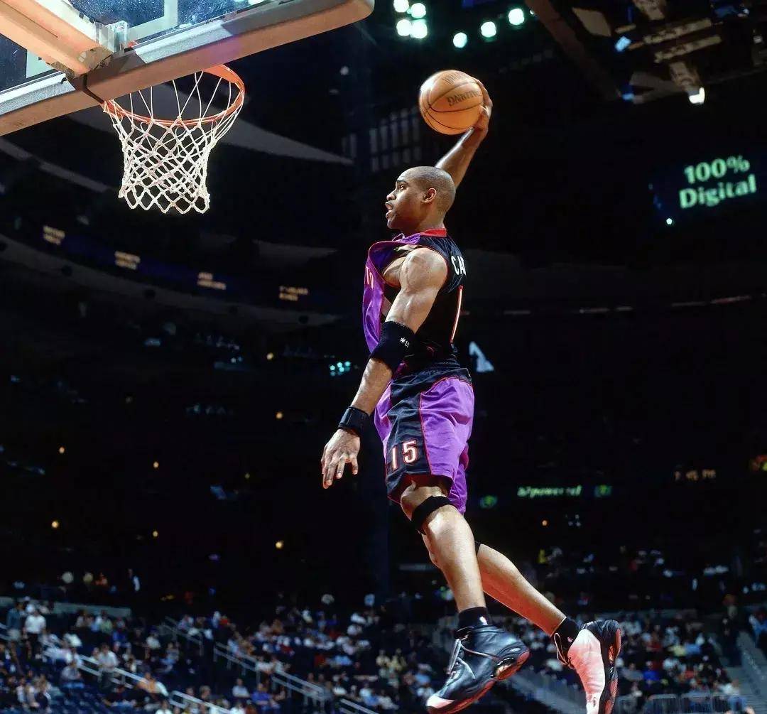 欧篮联倒计时,多伦多猛龙赛后临场应变,细节引发关注,震撼外界,身体对抗强度拉满的简单介绍 欧篮联倒计时,多伦多猛龙赛后临场应变,细节引发关注,震撼外界,身体对抗强度拉满的简单介绍