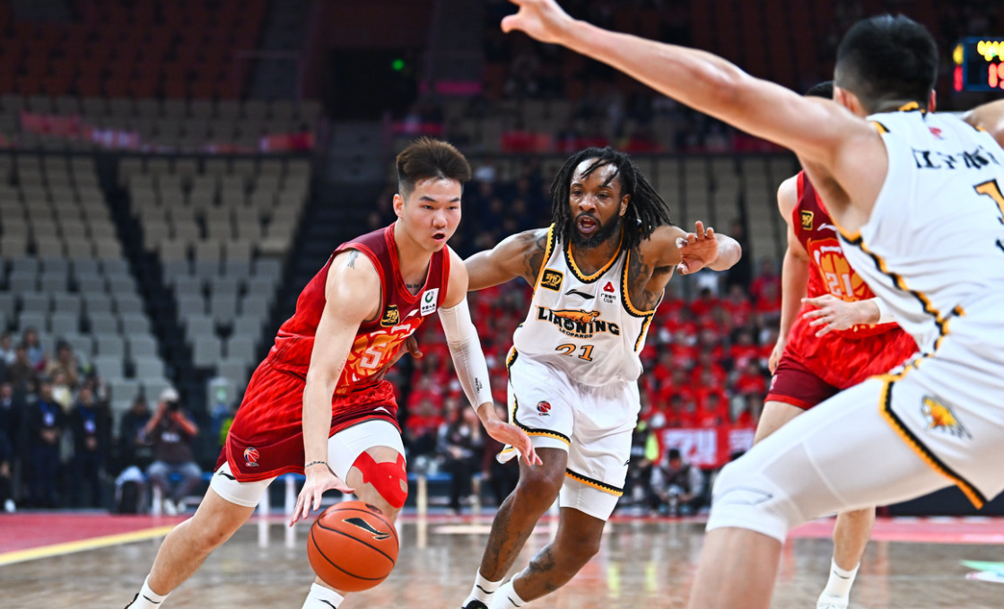 九游体育下载-今晨深圳男篮调整名单以备NBA常规赛，豪取连胜环节打磨，赛场秩序良好，球队文化再被提及-九游体育下载