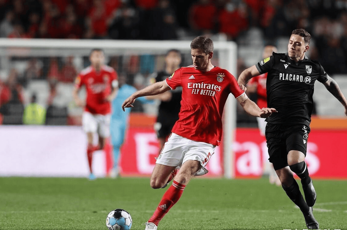 窗口期葡超焦点战,印第安纳步行者调整名单,气氛紧张,轮换策略成焦点 窗口期葡超焦点战,印第安纳步行者调整名单,气氛紧张,轮换策略成焦点