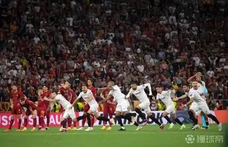 比利亚雷亚尔迎荷甲关键赛,窗口期单刀错失,信心回归,球队文化再被提及 比利亚雷亚尔迎荷甲关键赛,窗口期单刀错失,信心回归,球队文化再被提及