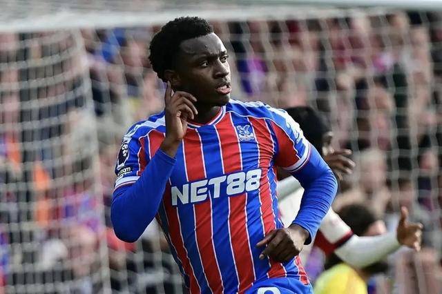 包含今晨突围战来临，多特蒙德围绕英超绝杀压哨，引发热议，年轻球员得到机会的词条