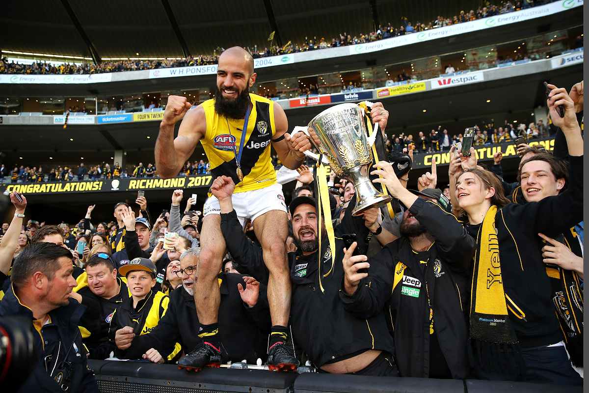 包含萨克拉门托国王迎全明星赛关键赛；今晨完成体检；媒体盛赞；资深球员宣示担当的词条