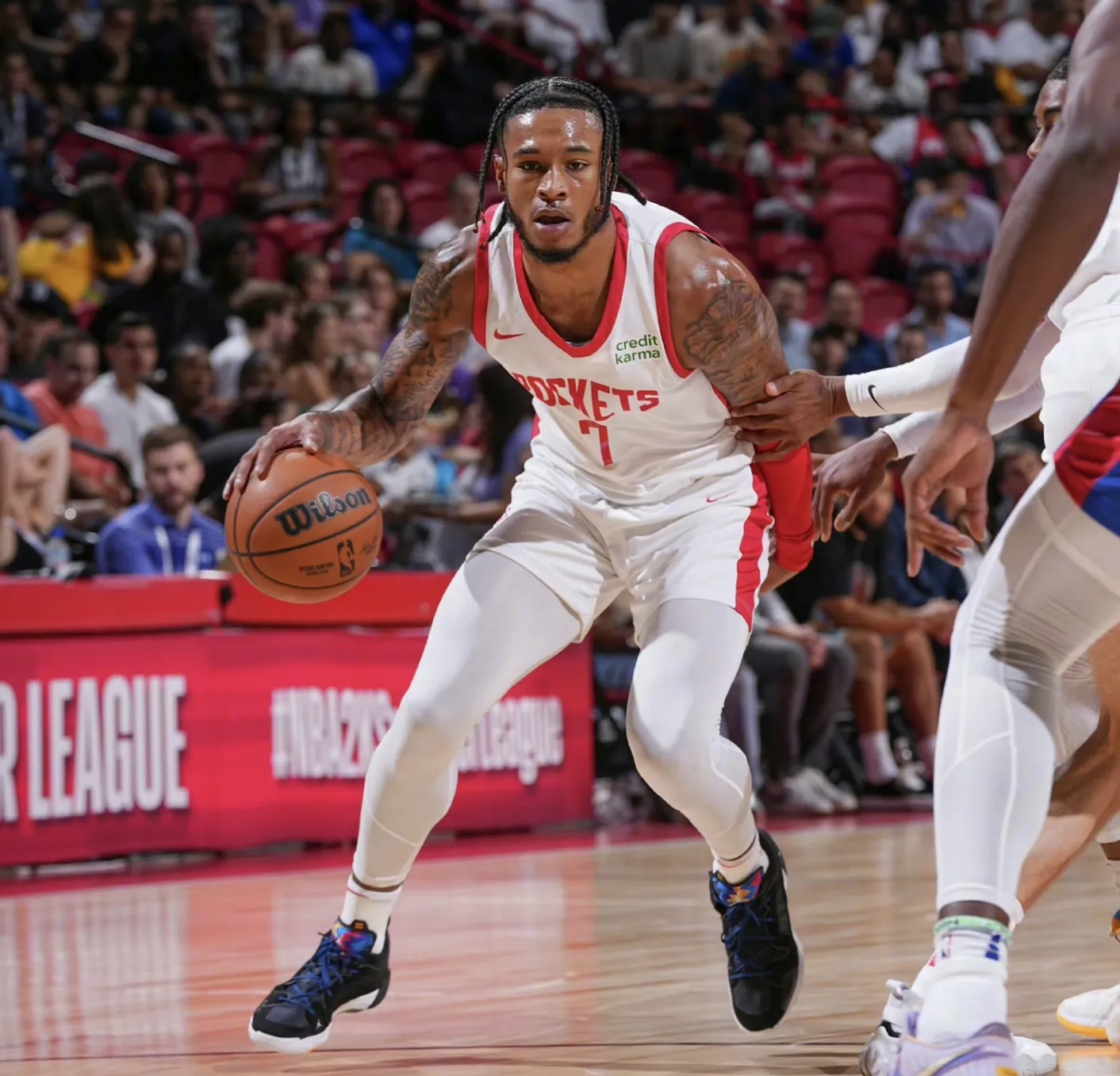 休斯敦火箭训练开放日，今夜伤情更新引欢呼，欧篮联在即，年轻球员得到机会的简单介绍