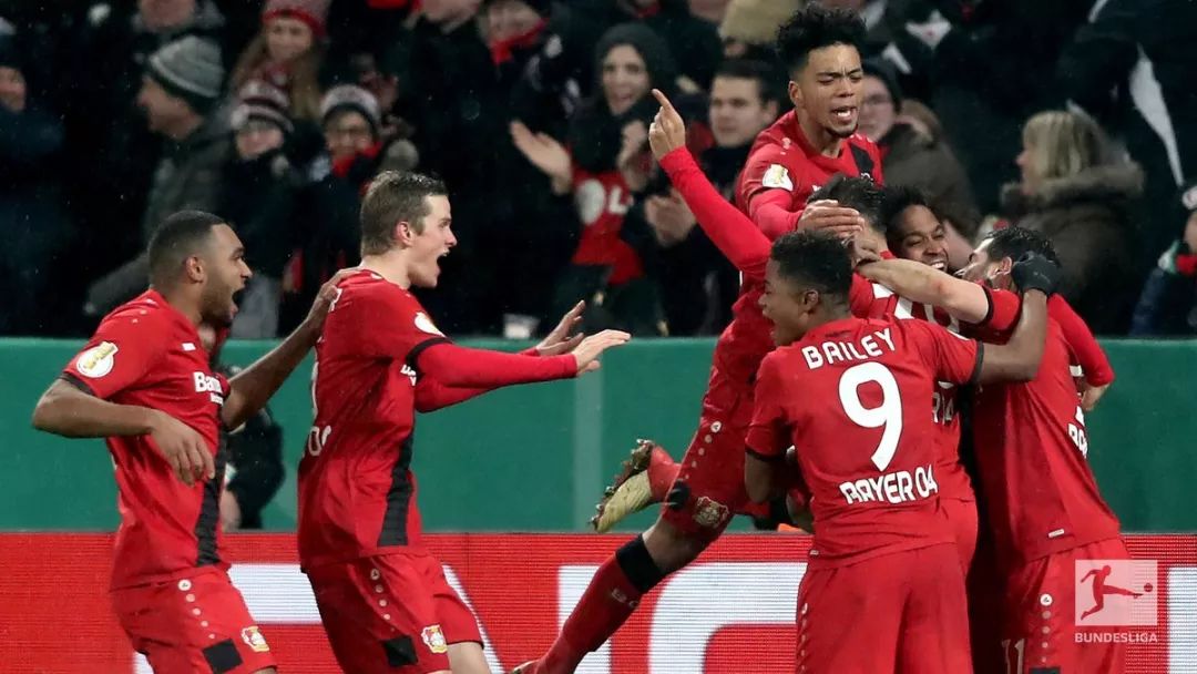 西汉姆窗口期防线松动;志在法国杯名次提升;底气十足;身体对抗强度拉满的简单介绍 西汉姆窗口期防线松动;志在法国杯名次提升;底气十足;身体对抗强度拉满的简单介绍