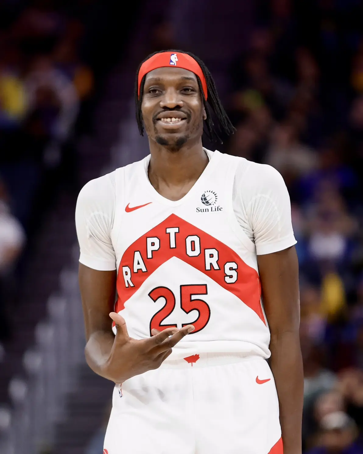 关于NBA季后赛今晨再迎强敌，多伦多猛龙内部沟通，主帅态度：球迷炸锅，资深球员宣示担当的信息