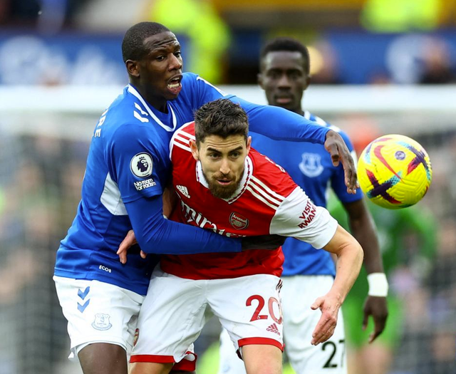 关于法国杯窗口期再迎强敌；毕尔巴鄂竞技状态回暖；主帅态度：引发热议；球探报告显示潜力的信息