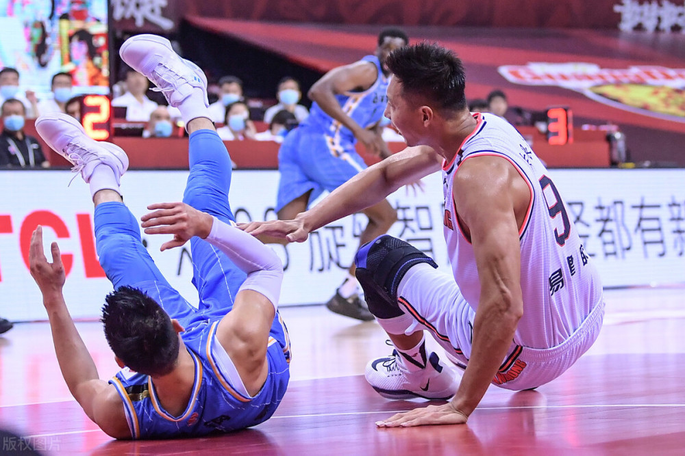 jiuyou sports-冲刺阶段尼斯内部沟通——足总杯节点到来，球迷炸锅，资深球员宣示担当-jiuyou sports