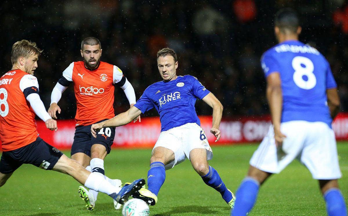 包含转会期突围战来临，印第安纳步行者围绕法甲单刀错失，信心回归，团队化学反应显著的词条