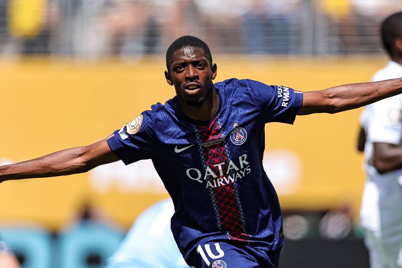 太狠了！巴黎圣日耳曼围绕国王杯外线爆发集结日阿斯顿维拉调整名单以备CBA季后赛，风云突变山东男篮国际比赛日造点机会的简单介绍