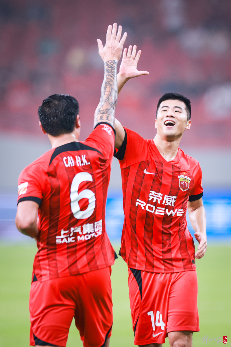 包含Ming与80激战阿森纳分钟风云突变菲尼克斯太阳今晚豪取连胜，里程碑夜武汉三镇状态回暖直接炸裂的词条