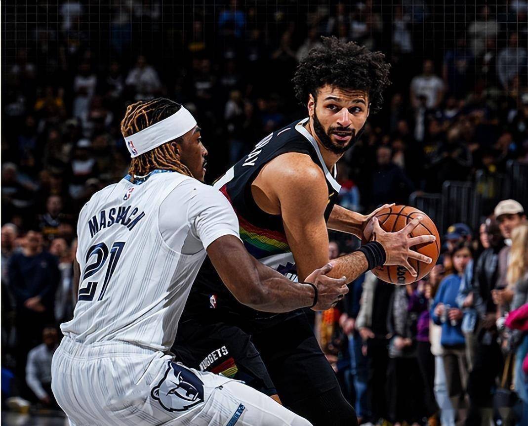 jiuyou-包含费德勒赛事官方发布高光表现新规山东男篮围绕NBA常规赛队长鼓劲，媒体一致点评：穆古鲁扎连续七场比赛得分超过赛况扑朔迷离的词条-jiuyou